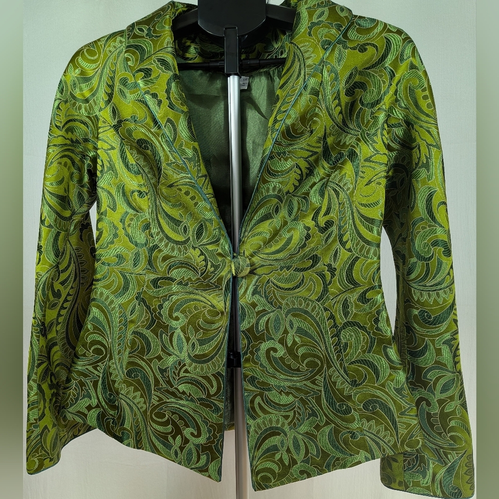 Vibrant Green Silk Paisley Women's Tuxedo Jacket
